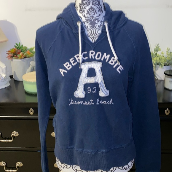 Abercrombie & Fitch Tops - Abercrombie & Fitch Crop Hoodie Size Large